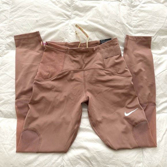 Nike workout leggings NUDE - Picture 1 of 8